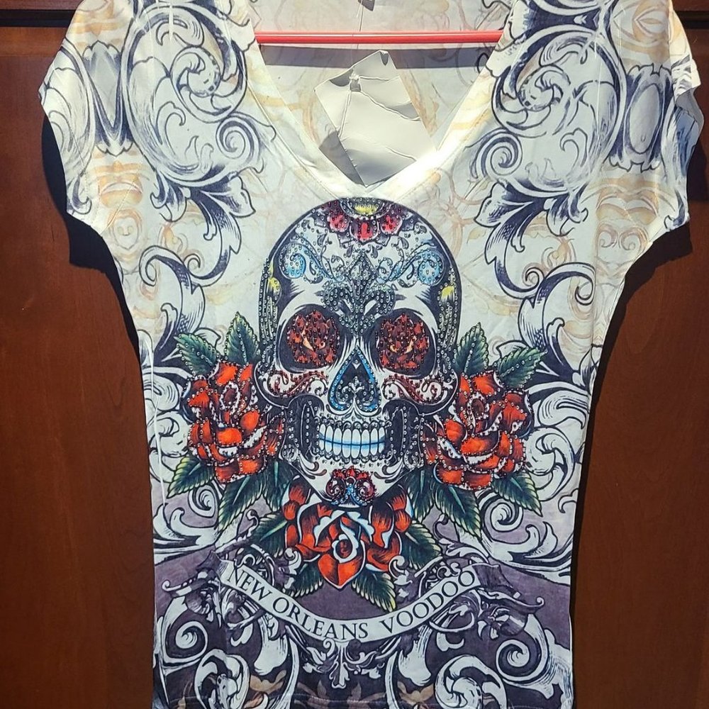 Skull shirt with gems, size M
